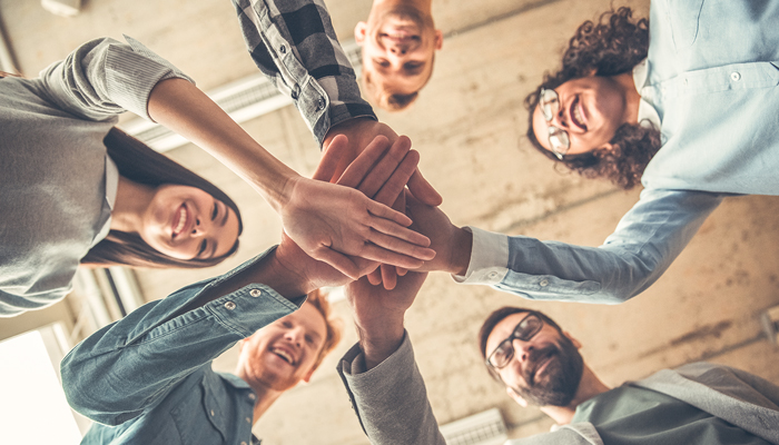 Transform New Hire Training: 2025 Best Practices